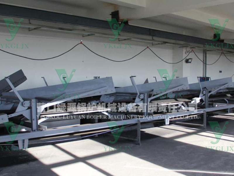 皮帶機(jī)及卸料器運(yùn)行現(xiàn)場