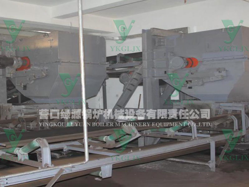 皮帶機(jī)運(yùn)行現(xiàn)場